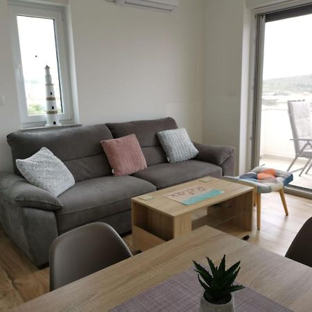 Ristovic Apartment Primosten Ngoại thất bức ảnh