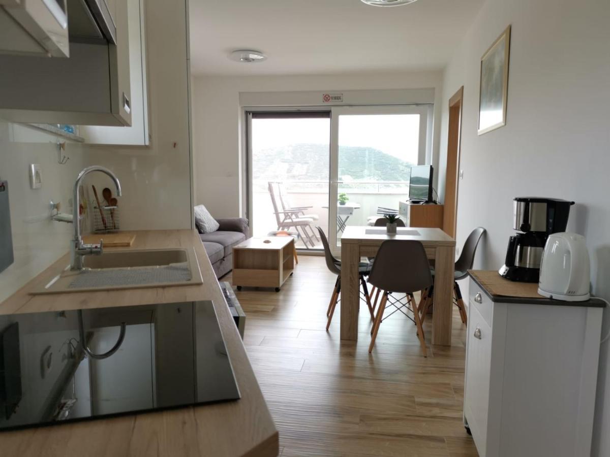 Ristovic Apartment Primosten Ngoại thất bức ảnh