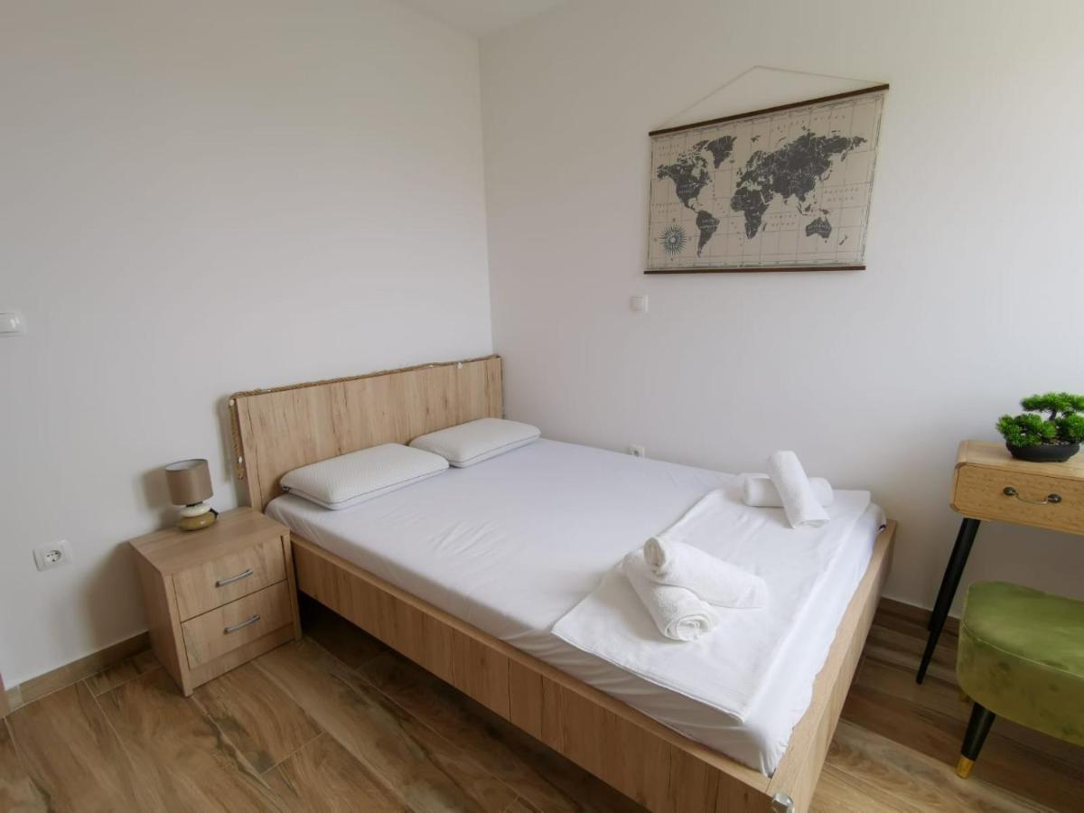 Ristovic Apartment Primosten Ngoại thất bức ảnh
